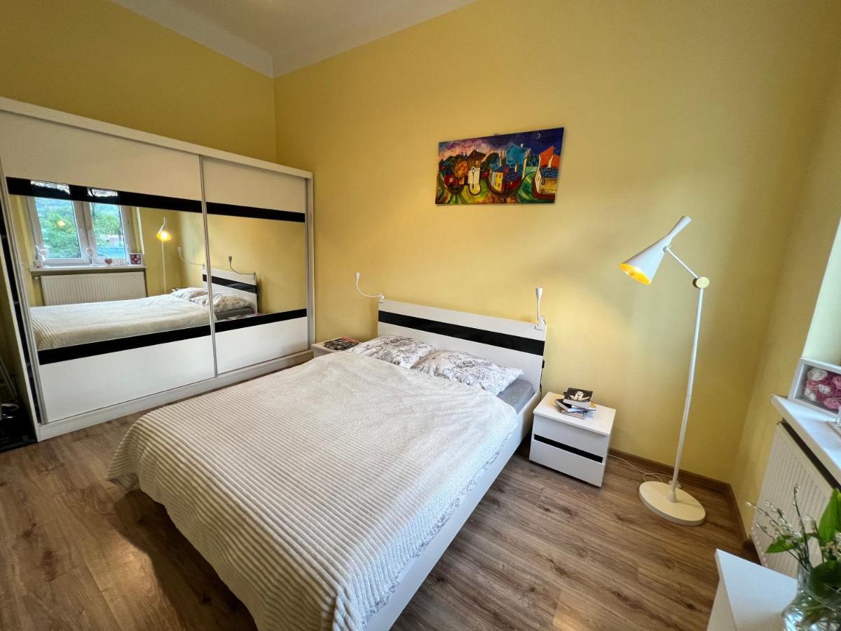 Wolnosci 21 Jelenia Gora Appartement Buitenkant foto