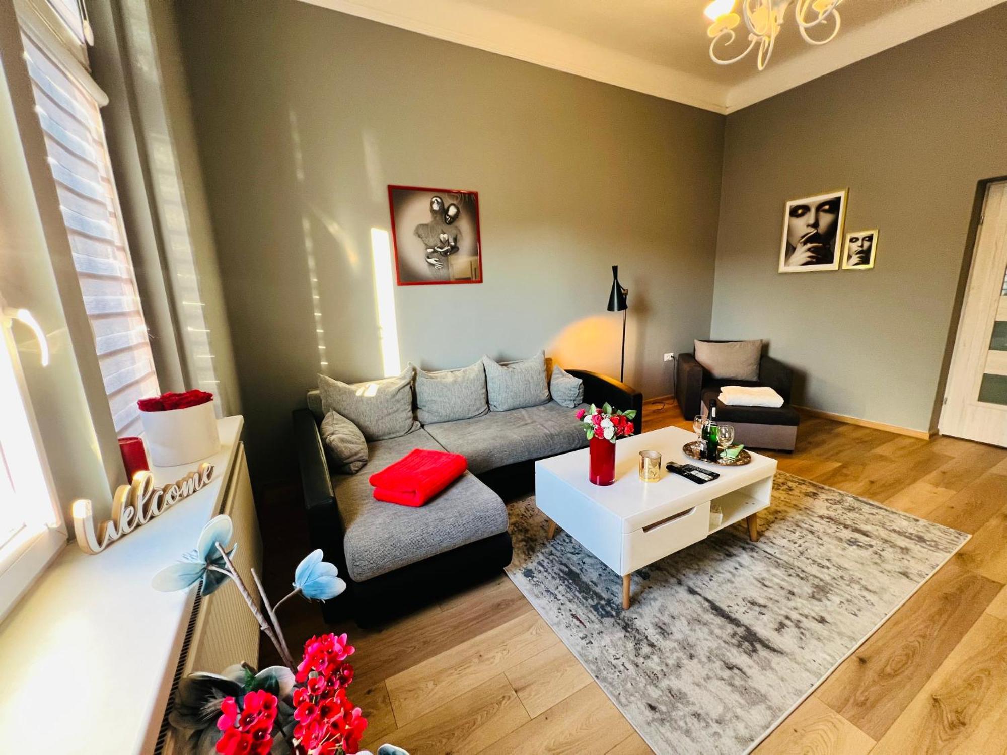 Wolnosci 21 Jelenia Gora Appartement Buitenkant foto