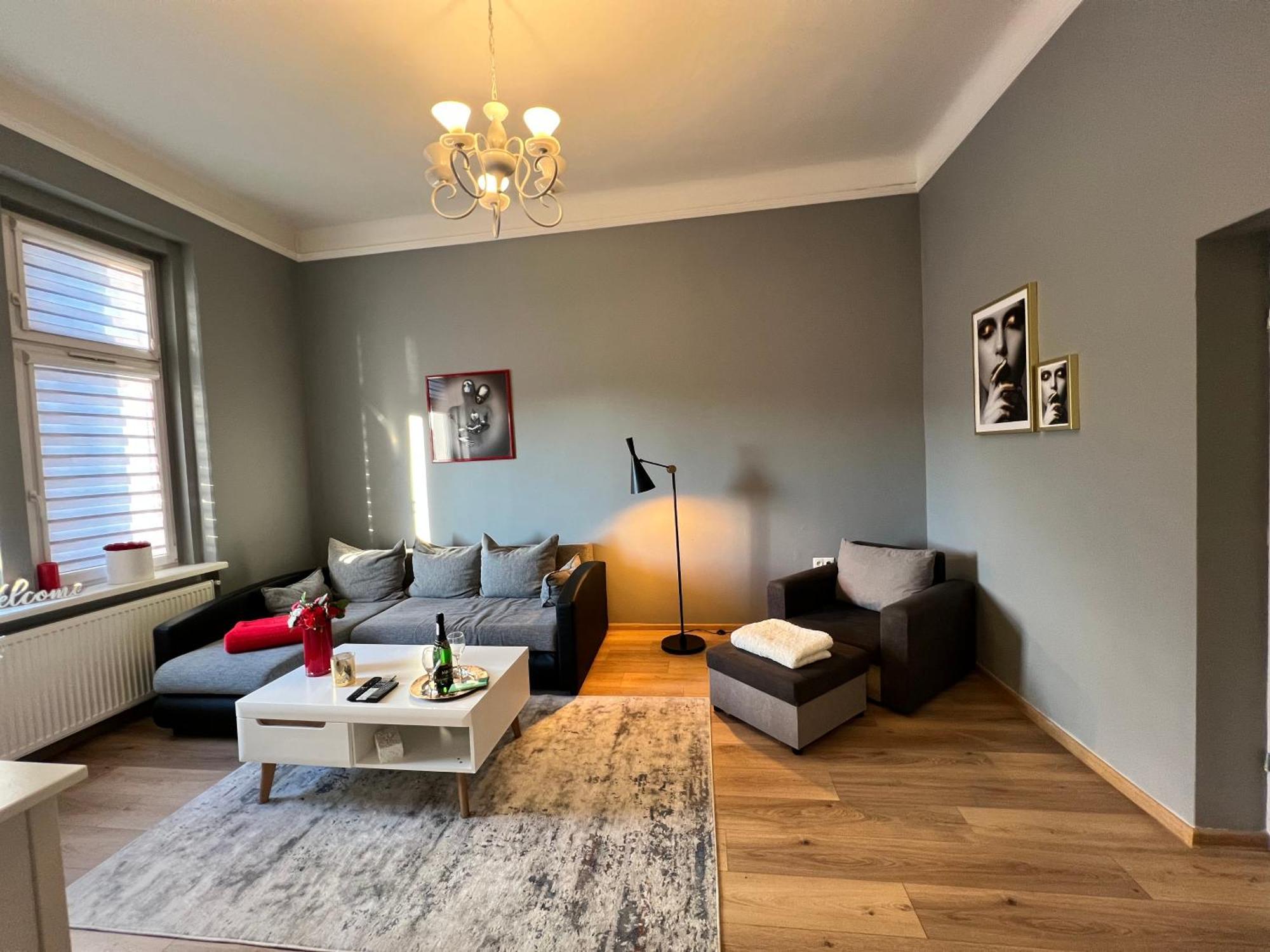 Wolnosci 21 Jelenia Gora Appartement Buitenkant foto