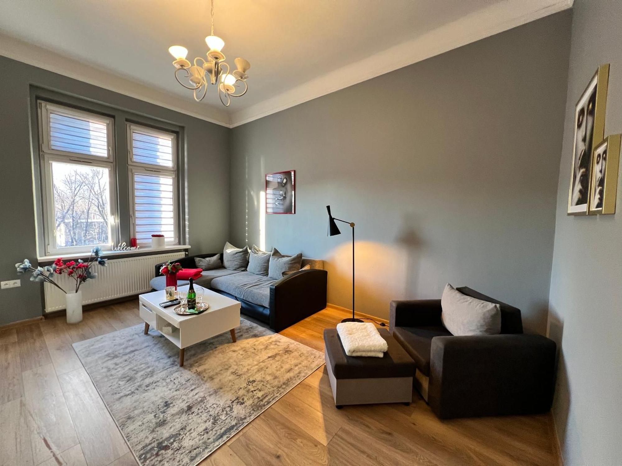 Wolnosci 21 Jelenia Gora Appartement Buitenkant foto