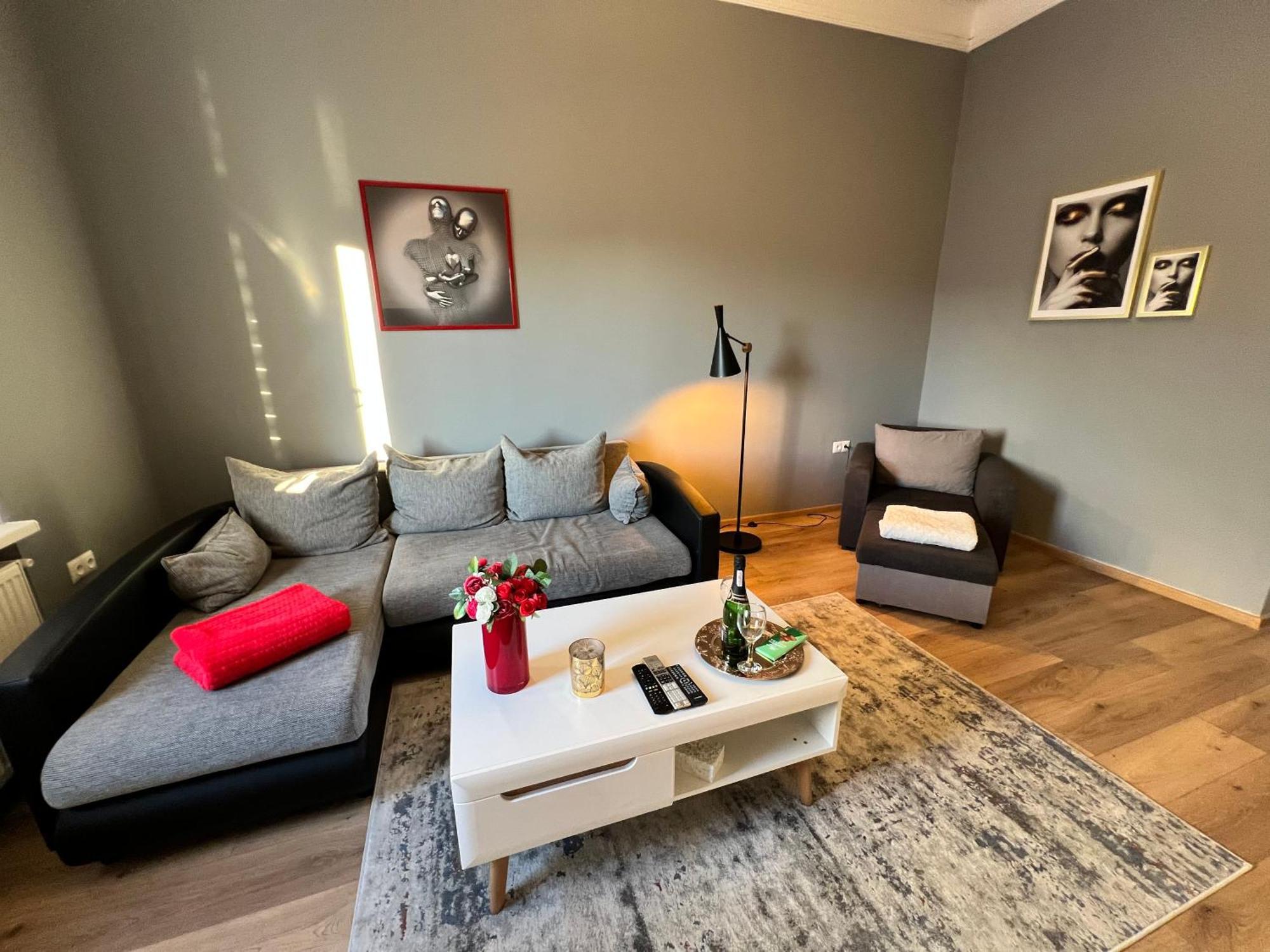 Wolnosci 21 Jelenia Gora Appartement Buitenkant foto