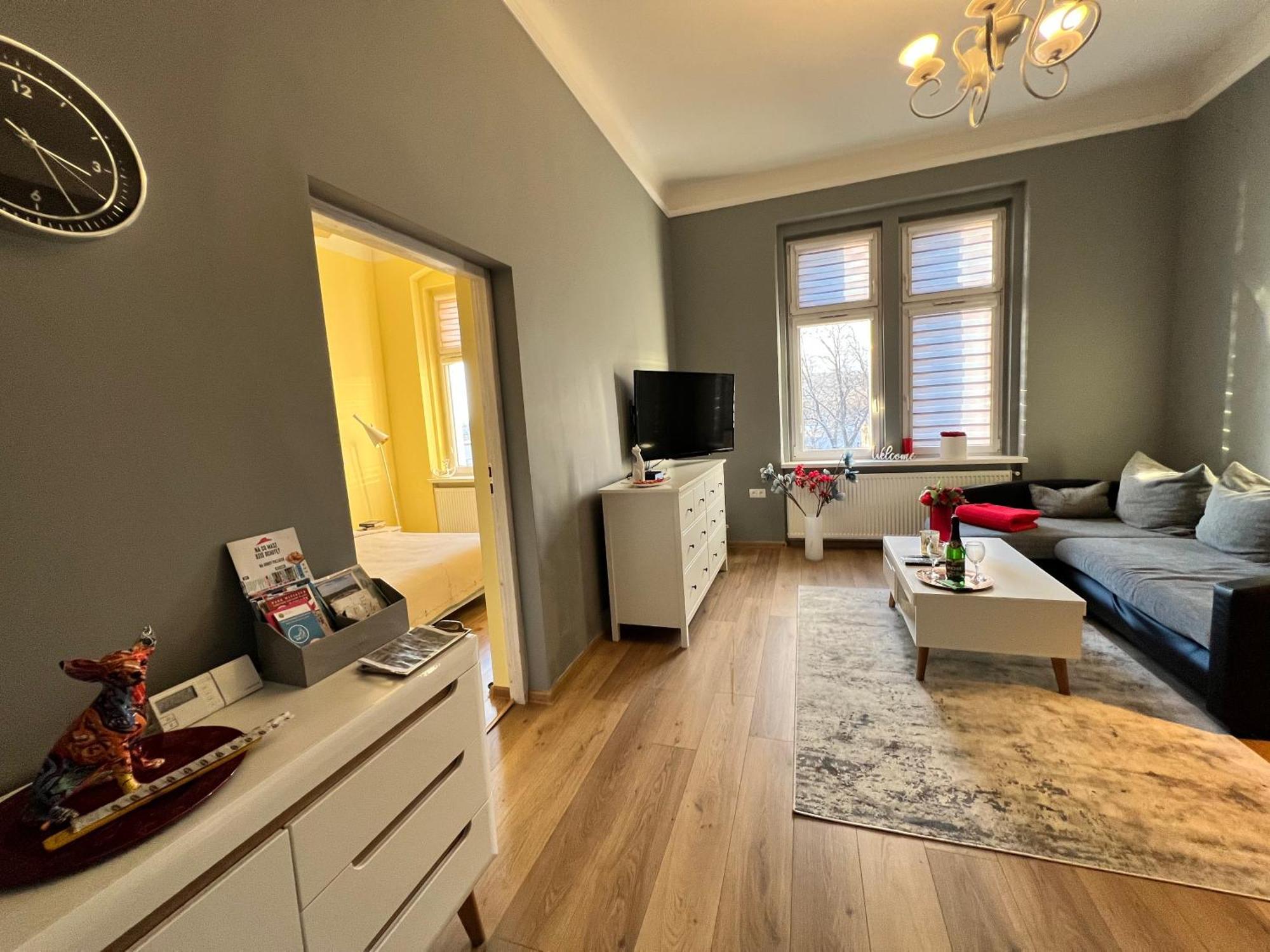 Wolnosci 21 Jelenia Gora Appartement Buitenkant foto