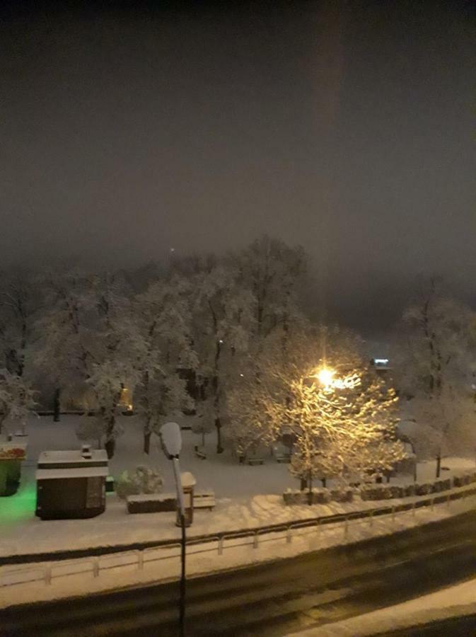 Wolnosci 21 Jelenia Gora Appartement Buitenkant foto